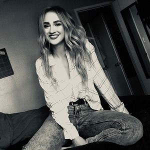 Meet your Posher, Cori
